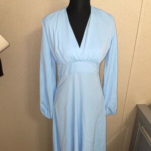 Elegant Light Blue Long Sleeve Dress